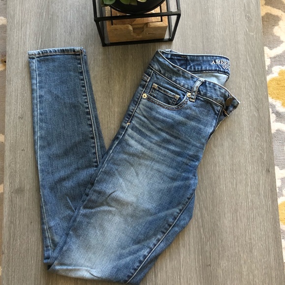 American Eagle High-Rise Super Stretch Skinny - Picture 3 of 4